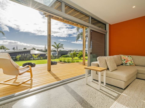 A Slice Of Summer - Whangapoua Holiday Home - Accommodation New Zealand 1