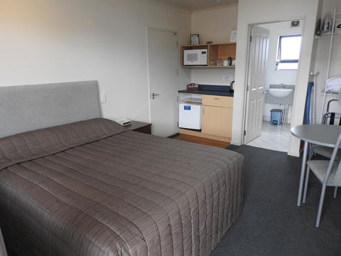 A'Abode Motor Lodge - Accommodation New Zealand 0