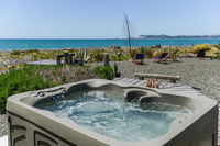 Absolute Beachfront BB