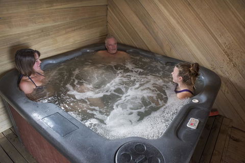 Adventure Lodge And Motels And Tongariro Crossing Track Transport - Accommodation New Zealand 1