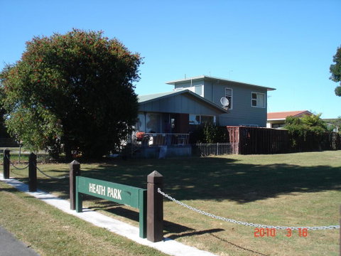 Agapantha Cottage Retreat - Accommodation New Zealand 1