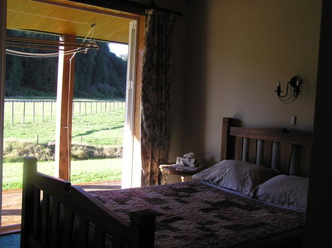 Ahaura Lodge & Waterwheel Farm - Accommodation New Zealand 3
