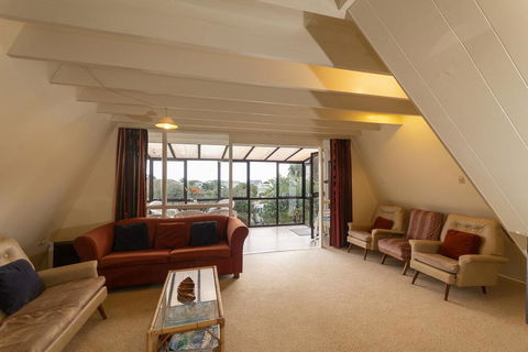Ahiparadise - Ahipara Holiday Home - Accommodation New Zealand 2