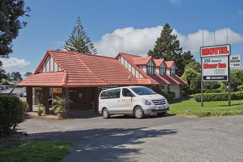 Airport Manor Inn - Accommodation New Zealand 0
