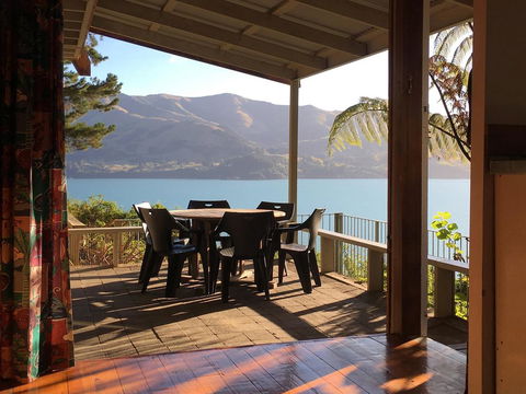 Akaroa Coastal Cottage - Accommodation New Zealand 0