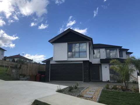 Albany Luxury Homestay - Accommodation New Zealand 0