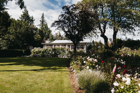 Aldourie Lodge - Accommodation New Zealand 1