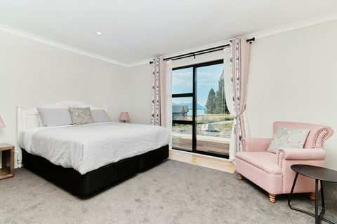 Alice Garden - Accommodation New Zealand 0
