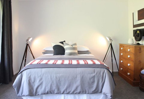 All Vintage Getaway - Accommodation New Zealand 3