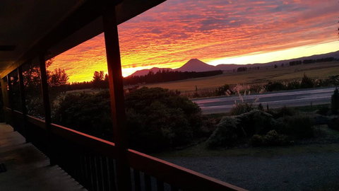 Alpine Chalets - Accommodation New Zealand 2