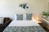 Alpine Lake Motor Lodge