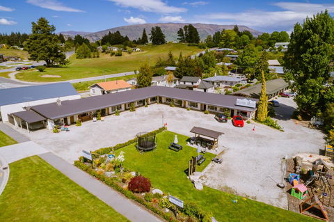 Alpine Motel - Accommodation New Zealand 0