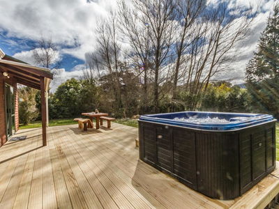 Alpine Spa Getaway - Ohakune Holiday Home