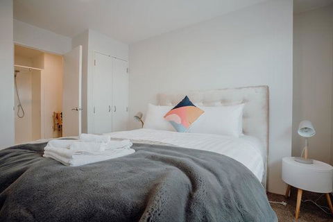 Amazing Bright And Modern 3 Bedroom Apt Near Spark Arena - Accommodation New Zealand 1