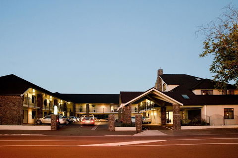 Aotea Motor Lodge - Accommodation New Zealand 0