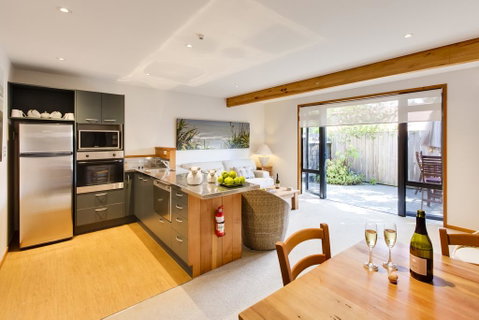 Apartment 11 Havelock North - Accommodation New Zealand 1