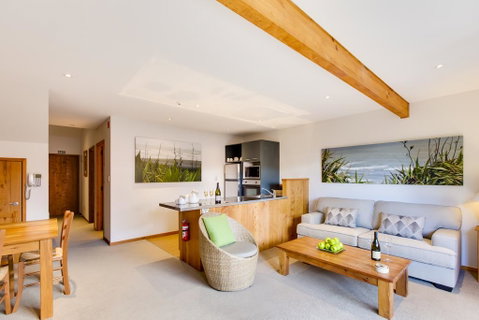 Apartment 11 Havelock North - Accommodation New Zealand 3