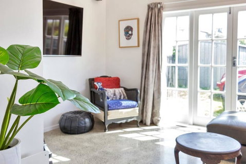 Apartment With Loft Bedroom - Accommodation New Zealand 3