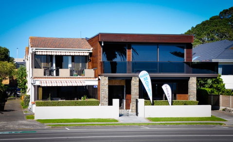 Aqua Beachfront Motel - Accommodation New Zealand 0