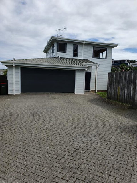 Aqua On The Beach - Accommodation New Zealand 2