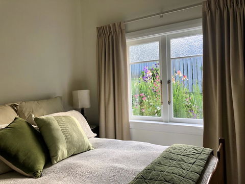 Araluen Cottage - Accommodation New Zealand 1