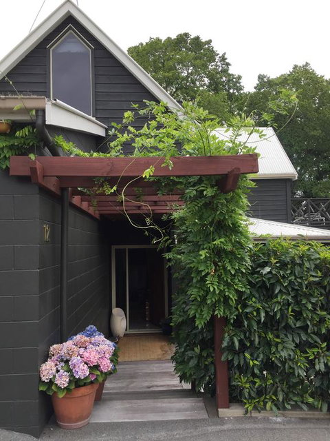 Arbutus BnB - Accommodation New Zealand 0