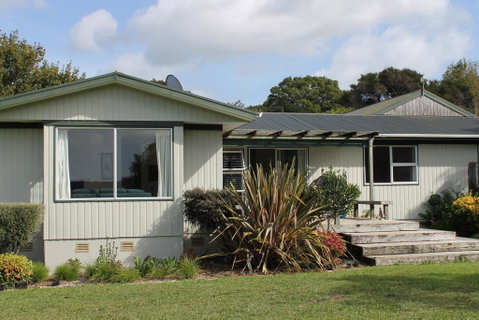 Aroha Island - Accommodation New Zealand 2