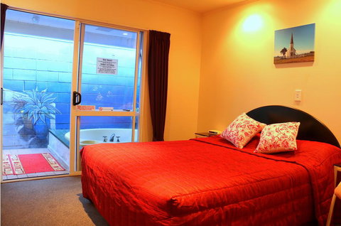 Ascot On Fenton - Accommodation New Zealand 3