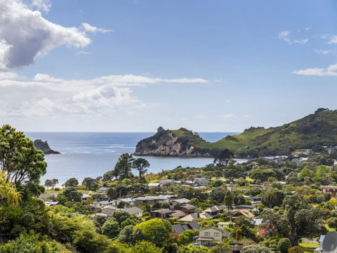 At Cathedral Cove - Hahei Holiday Home - Accommodation New Zealand 0