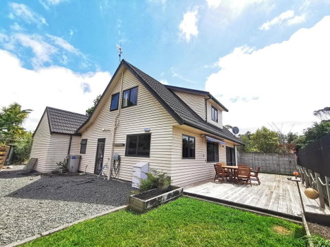 Atarau Grove Holiday House - Accommodation New Zealand 3