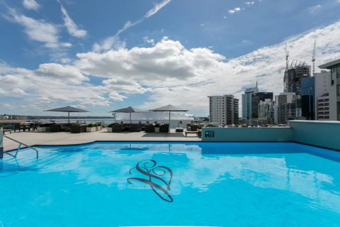 Auckland CBD Studio Apartment With Pool Access - Accommodation New Zealand 1
