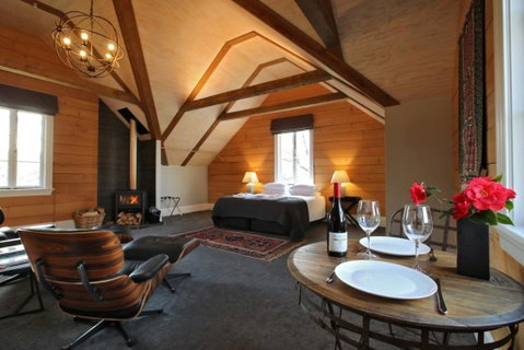 Aurum Vineyard Stay - Accommodation New Zealand 0