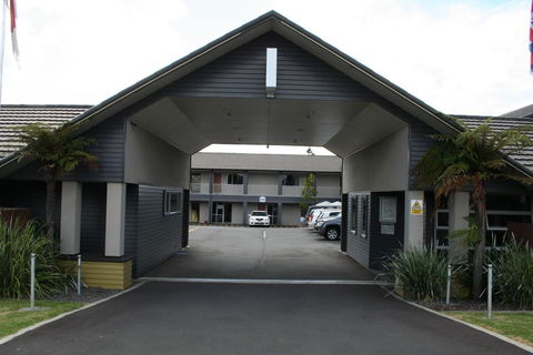 Aveda Motor Lodge - Accommodation New Zealand 1