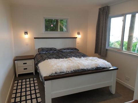 Awhina Sea Views - Accommodation New Zealand 2