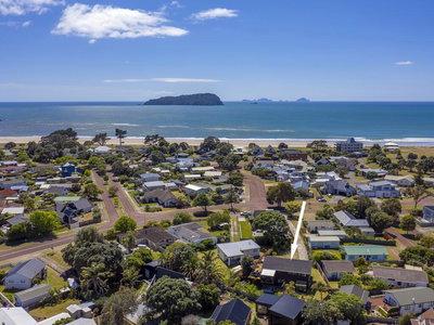 Bach On Boulevard - Pauanui Holiday Home