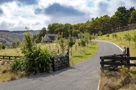 Ballymoney Cnoc - Accommodation New Zealand 1