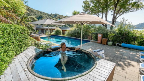 Bay Of Many Coves - Accommodation New Zealand 3