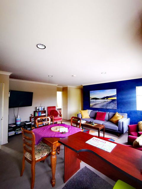 Beach Apartment - Accommodation New Zealand 3