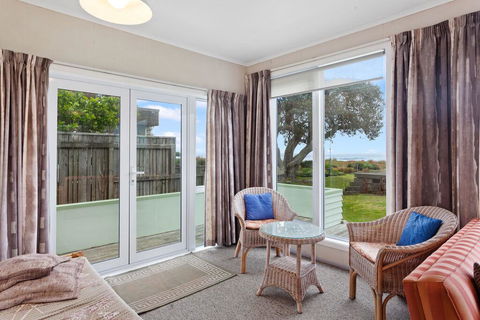 Beach Side - Ohope Holiday Home - Accommodation New Zealand 3