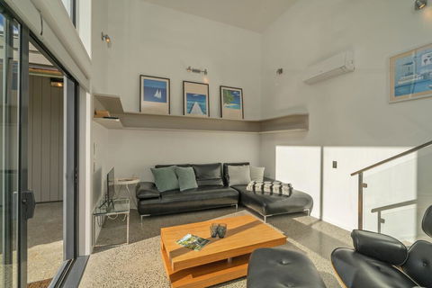 Beach Springs Retreat - Hot Water Beach Holiday Home - Accommodation New Zealand 3
