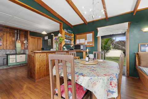 Beachy Bach - Mangawhai Heads Holiday Home - Accommodation New Zealand 3