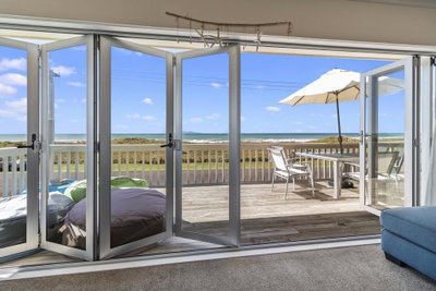 Bella On Broadway - Waihi Holiday Home