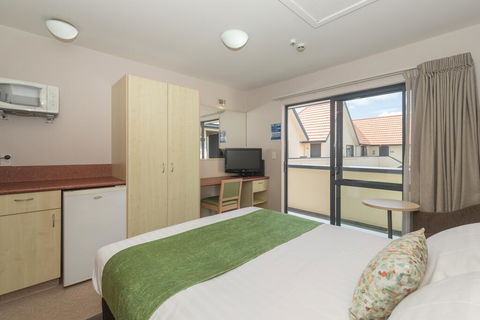 Bella Vista Motel New Plymouth - Accommodation New Zealand 1