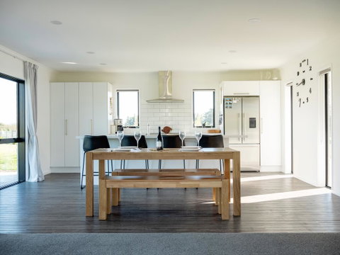 Bellerby Cottage - Maraekakaho Holiday Home - Accommodation New Zealand 3