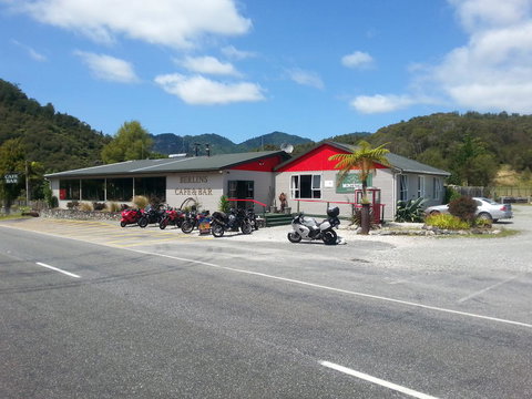 Berlins Cafe, Bar And Backpackers - Accommodation New Zealand 0