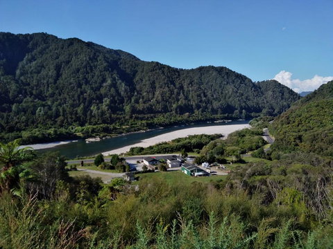 Berlins Cafe, Bar And Backpackers - Accommodation New Zealand 2