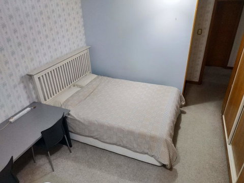 Between Airport And The City - Accommodation New Zealand 3