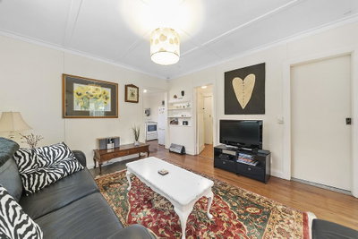 Bijoux - Waikanae Beach Cottage