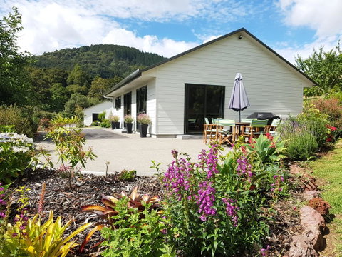 Birchgrove Cottages - Accommodation New Zealand 2