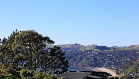 Birdsong - Accommodation New Zealand 1